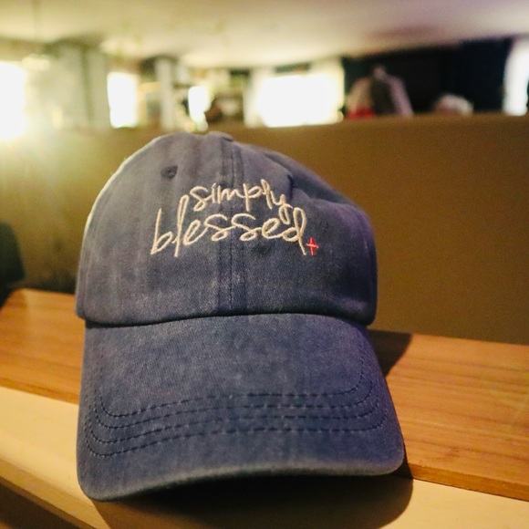 Vibrant Embroidered Baseball Cap NWOT - Picture 2 of 7